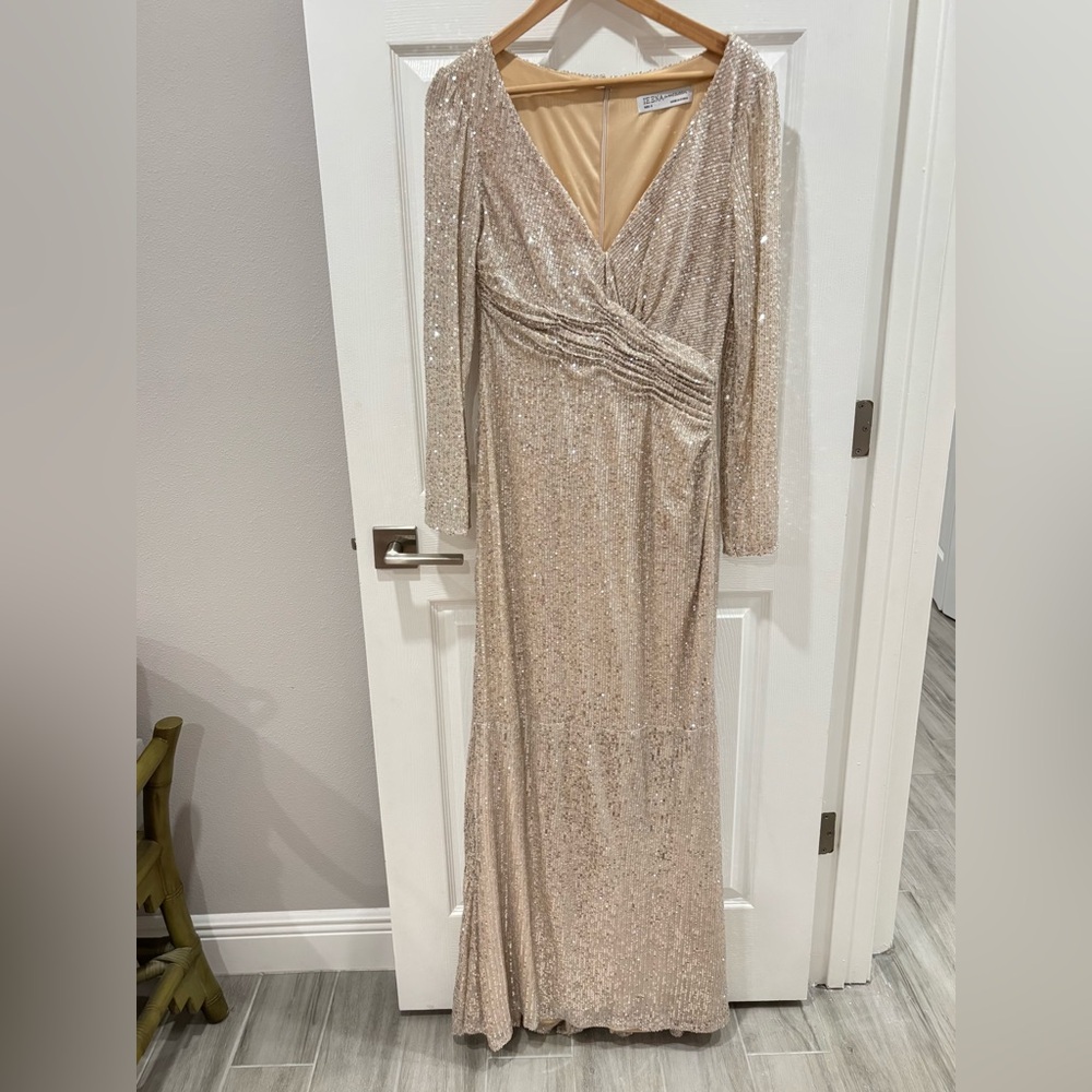 Sequined Long Sleeve V-Neck Evening Dress - Champagne - Picture 10 of 13